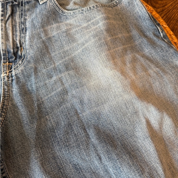 Cinch Men’s Light Blue Relaxed Fit Jeans - Picture 4 of 15